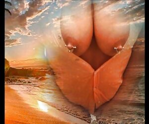 Metresi kedi gizli sex kamera ile oynuyor